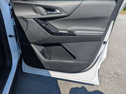 New 2026 Chevrolet Equinox LT w/ Safety and Technology Package FWD image 35