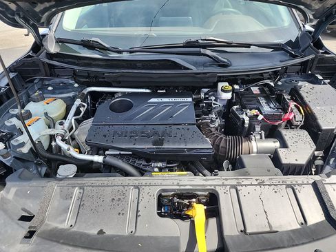 Used 2023 Nissan Rogue SV AWD/4WD image 31