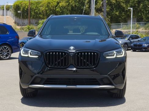Used 2024 BMW X3 sDrive30i w/ Premium Package RWD image 3