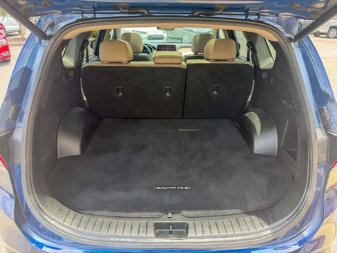 Used 2022 Hyundai Santa Fe SEL w/ Convenience + Premium Package FWD image 17
