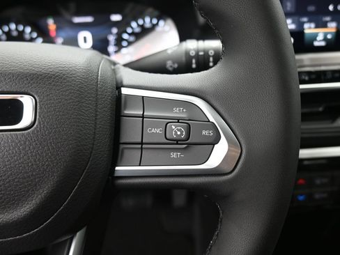 New 2026 Jeep Compass Latitude AWD/4WD image 28
