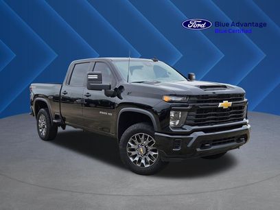 Used 2025 Chevrolet Silverado 2500 Custom w/ Custom Convenience Package