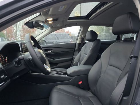 Certified 2025 Honda Accord Touring image 12