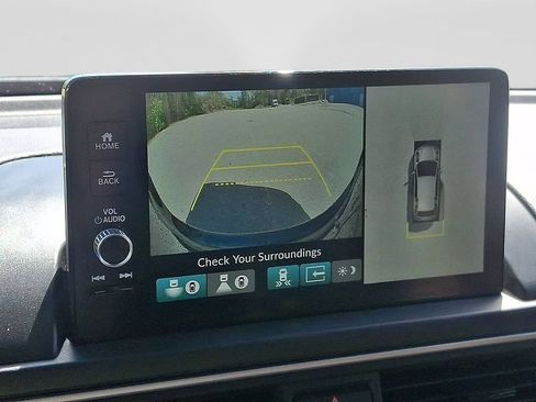 Used 2023 Honda Pilot Elite image 19
