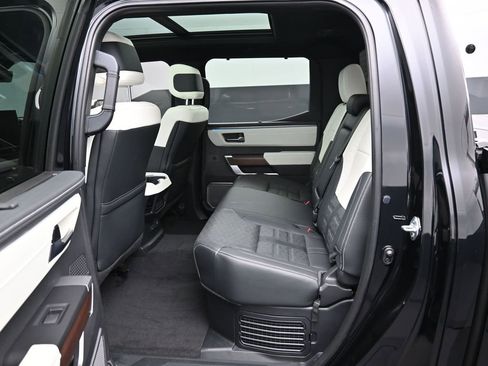 Used 2024 Toyota Tundra Capstone image 30