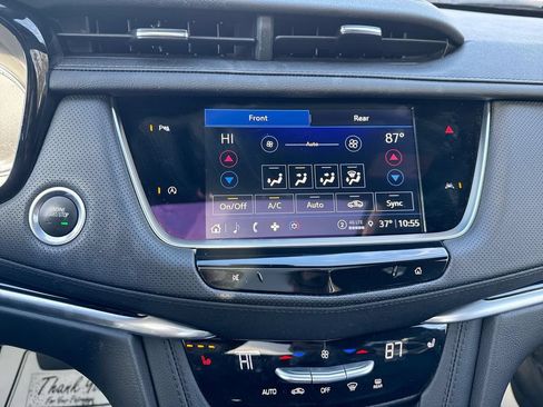 Used 2024 Cadillac XT6 Luxury AWD/4WD image 25