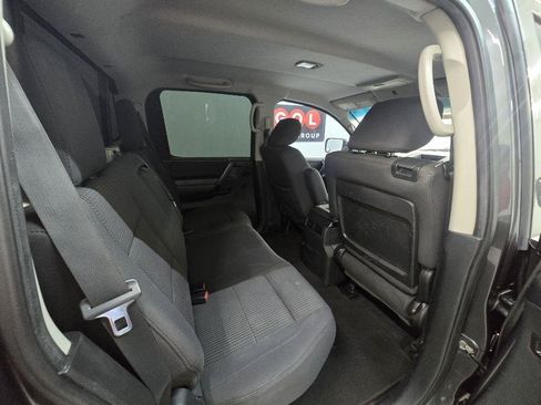 Used 2012 Nissan Titan SV RWD image 15