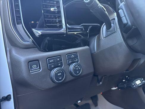 Used 2023 Chevrolet Silverado 1500 RST w/ Z71 Off-Road Package image 19