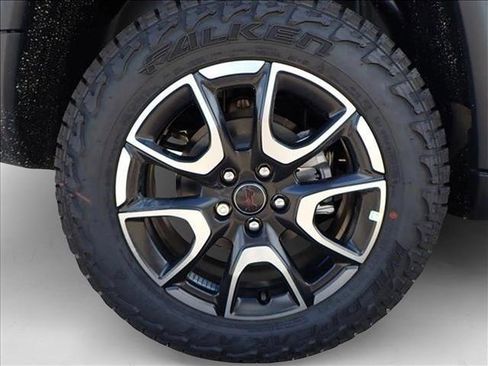 New 2025 Jeep Compass Trailhawk image 7