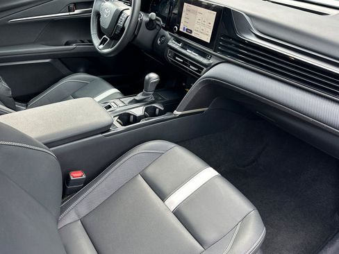 Certified 2025 Toyota Camry SE image 19
