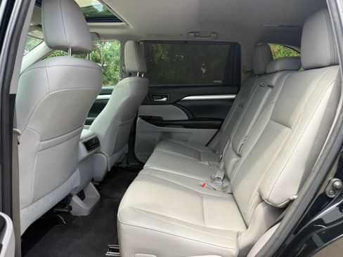 Used 2016 Toyota Highlander XLE w/ Protection Package #3 AWD/4WD image 12