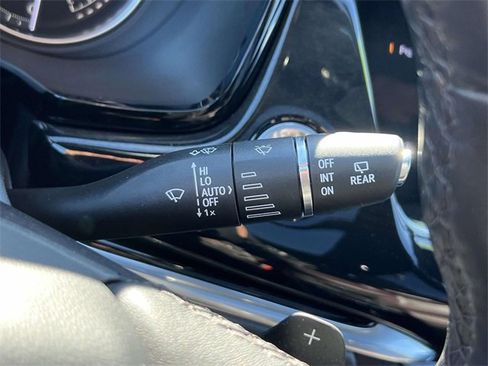 Used 2023 Cadillac XT6 Premium Luxury image 27