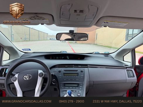 Used 2010 Toyota Prius Two image 11