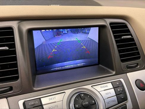 Used 2013 Nissan Murano SV w/ Value Pkg image 17