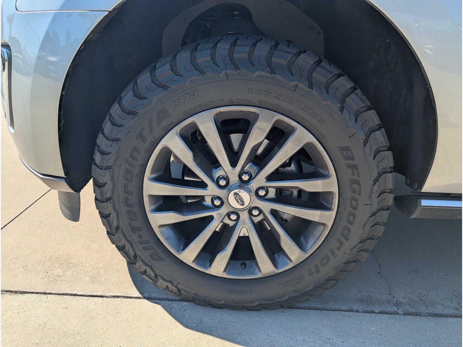 Used 2020 Ford Expedition Limited AWD/4WD image 8