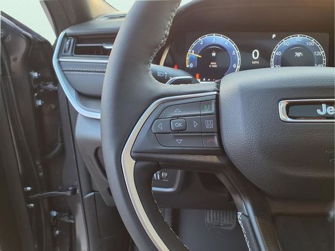 New 2026 Jeep Grand Cherokee Laredo X AWD/4WD image 21