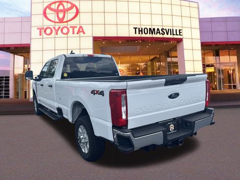 Used 2024 Ford F350 XLT image 7