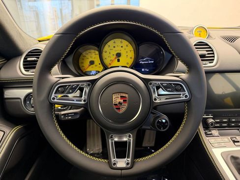 Certified 2024 Porsche 718 Cayman GTS RWD image 10