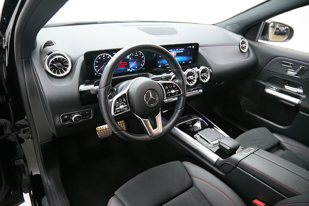 Used 2023 Mercedes-Benz GLA 250 4MATIC image 12
