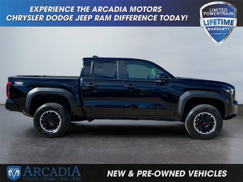 Used 2024 Toyota Tacoma TRD Off-Road image 6