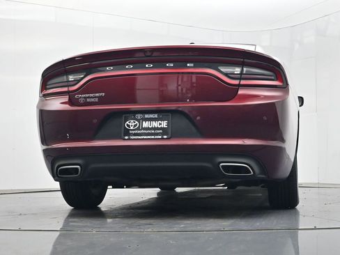 Used 2020 Dodge Charger SXT w/ Leather Interior Group RWD image 49