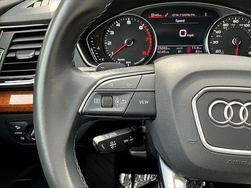 Used 2023 Audi Q5 2.0T Premium image 11