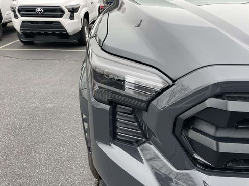 New 2026 Toyota Tacoma SR5 image 18