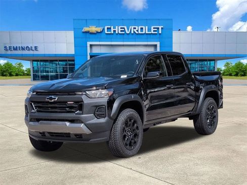 New 2026 Chevrolet Colorado Trail Boss AWD/4WD image 2
