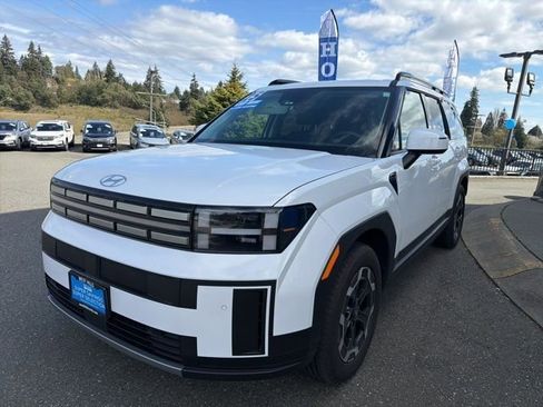 Used 2025 Hyundai Santa Fe SEL image 5