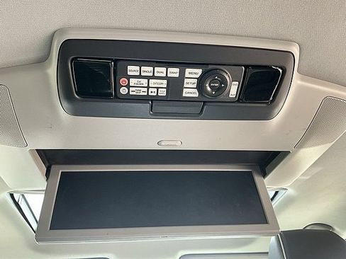 Used 2017 Acura MDX FWD w/ Advance & Entertainment image 14