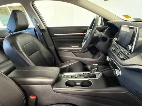 Used 2019 Nissan Altima 2.5 Platinum image 45