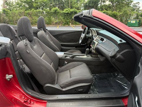 Used 2015 Chevrolet Camaro LT RWD image 26