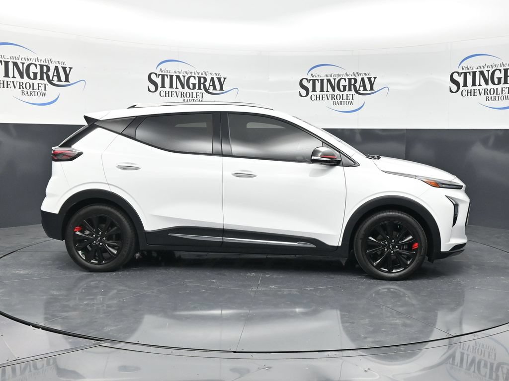 Used 2023 Chevrolet Bolt EUV Premier w/ Sun & Sound Package FWD image 10
