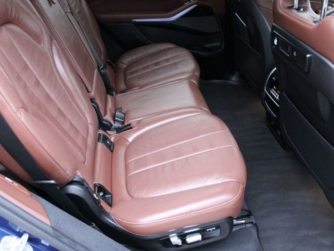 Used 2020 BMW X7 xDrive40i w/ Premium Package image 17