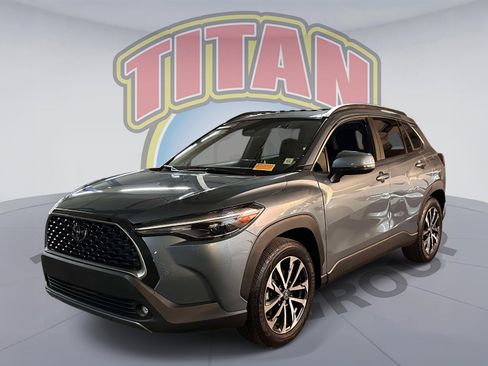 Used 2024 Toyota Corolla Cross XLE w/ Convenience Package image 1