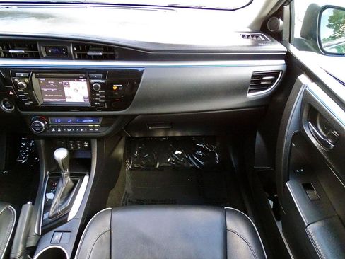 Used 2015 Toyota Corolla LE Premium FWD image 33