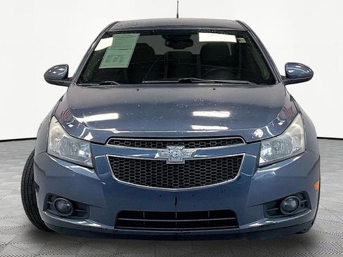 Used 2013 Chevrolet Cruze LTZ image 2