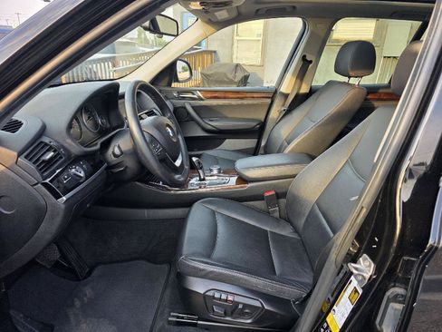 Used 2017 BMW X3 xDrive28i AWD/4WD image 7