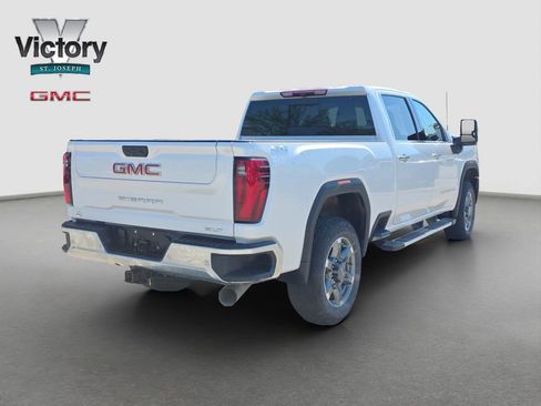 Used 2025 GMC Sierra 2500 SLT w/ SLT Premium Package AWD/4WD image 16