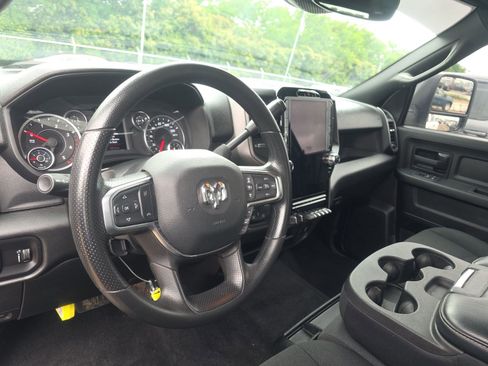 Used 2026 RAM 3500 Tradesman AWD/4WD image 18