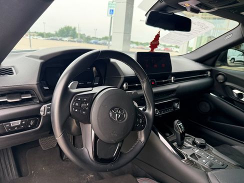 Used 2021 Toyota Supra w/ Safety & Technology Package RWD image 10