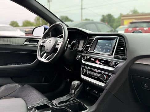 Used 2018 Hyundai Sonata Sport FWD image 41
