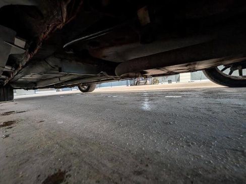 Used 2009 Saturn Aura XR FWD image 13