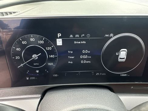 Certified 2025 Kia Sportage SX FWD image 16