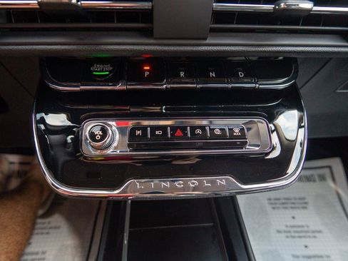 Used 2023 Lincoln Corsair FWD image 25
