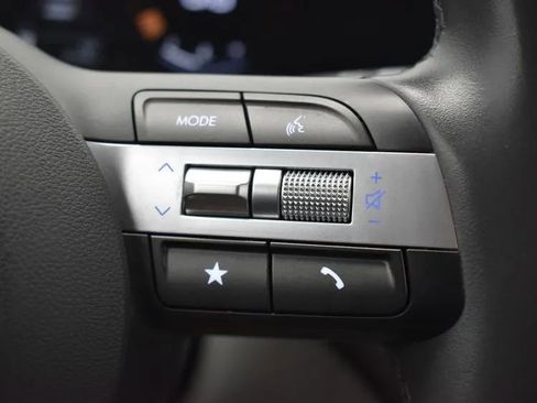 Used 2024 Hyundai Kona SEL image 23