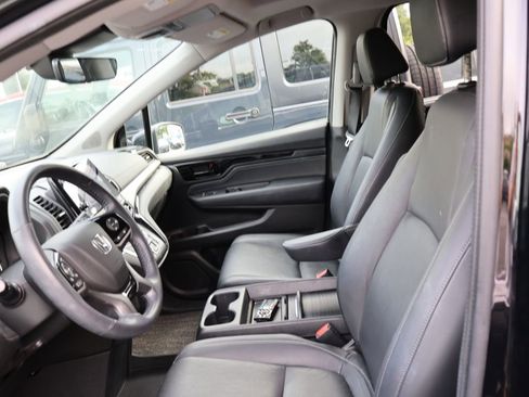 Used 2023 Honda Odyssey Touring image 11