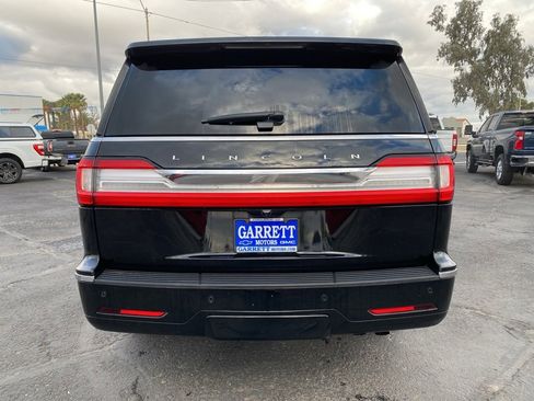 Used 2018 Lincoln Navigator Reserve w/ Technology Package image 31