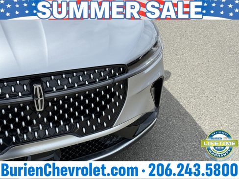 Used 2024 Lincoln Nautilus Premier w/ Equipment Group 102A AWD/4WD image 40