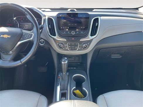 Used 2019 Chevrolet Equinox Premier image 11